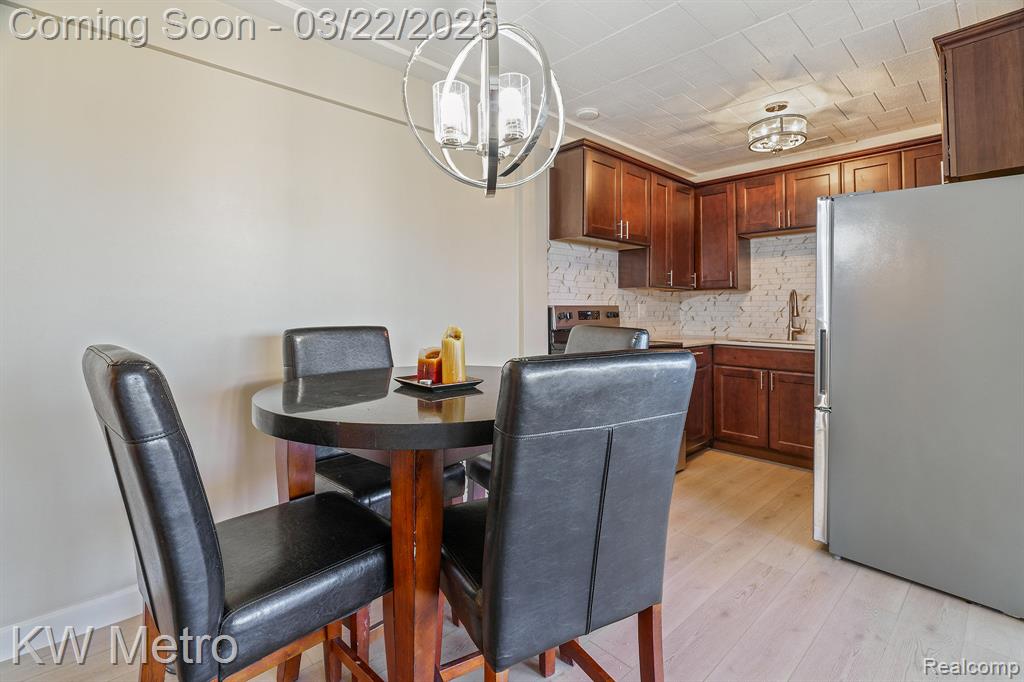 8300 Jefferson E, Detroit, MI 48214 — Photo 8