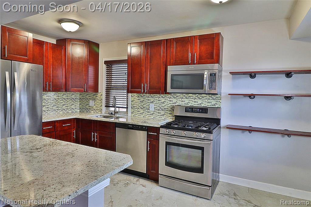 486 University Street, Ferndale, MI 48220 — Photo 5