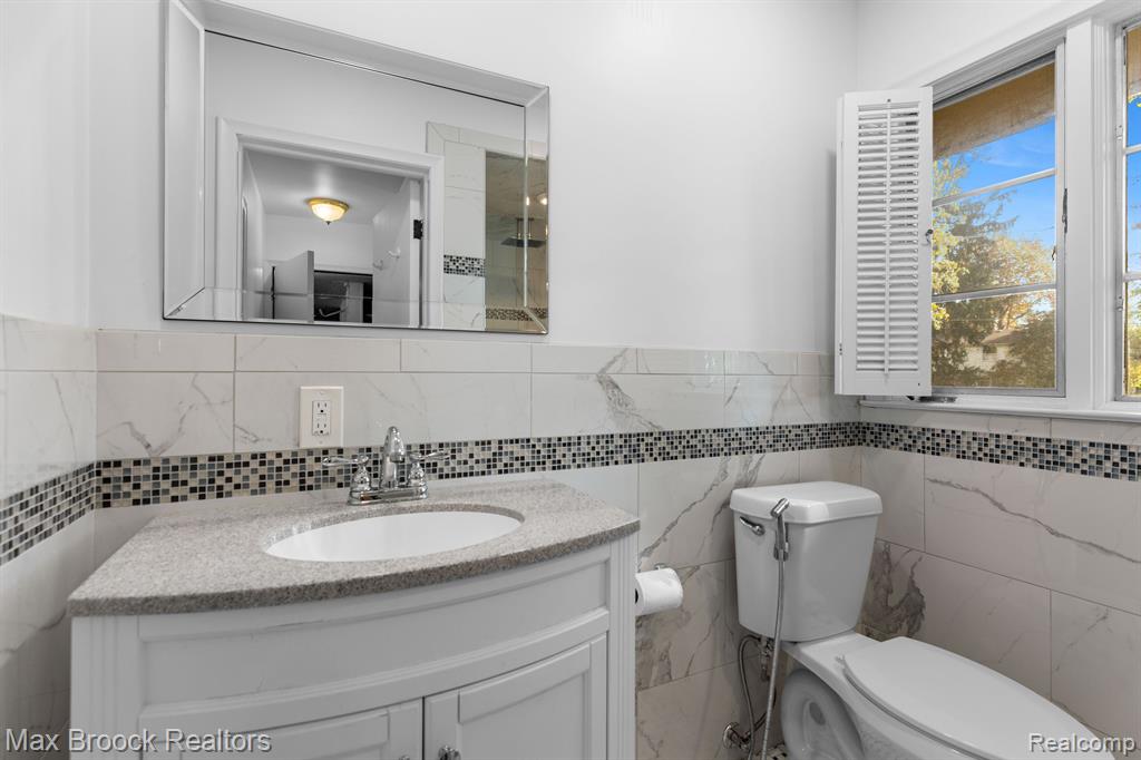 4823 WYE OAK Road, Bloomfield Hills, MI 48301 — Photo 12