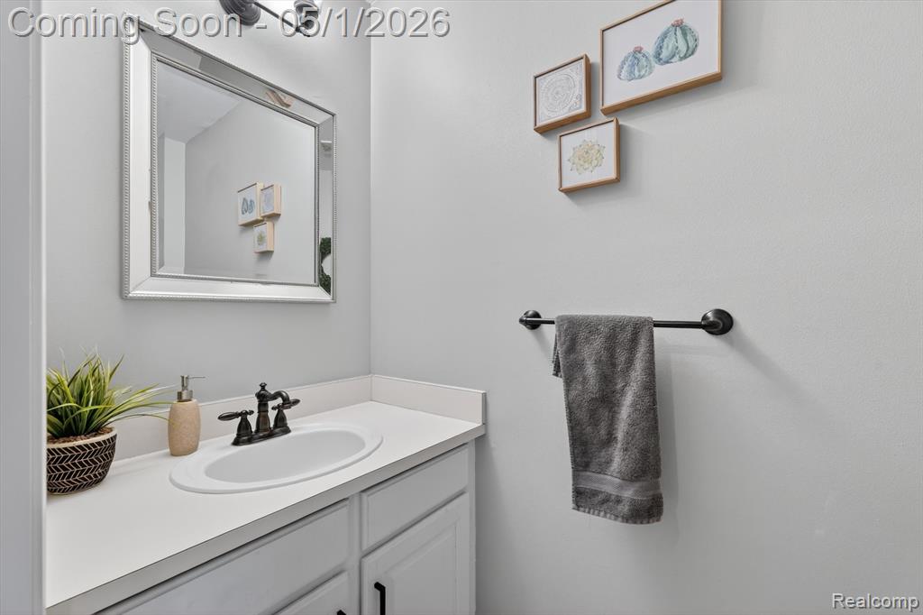 4450 Commerce Woods Drive, Commerce Twp, MI 48382 — Photo 21