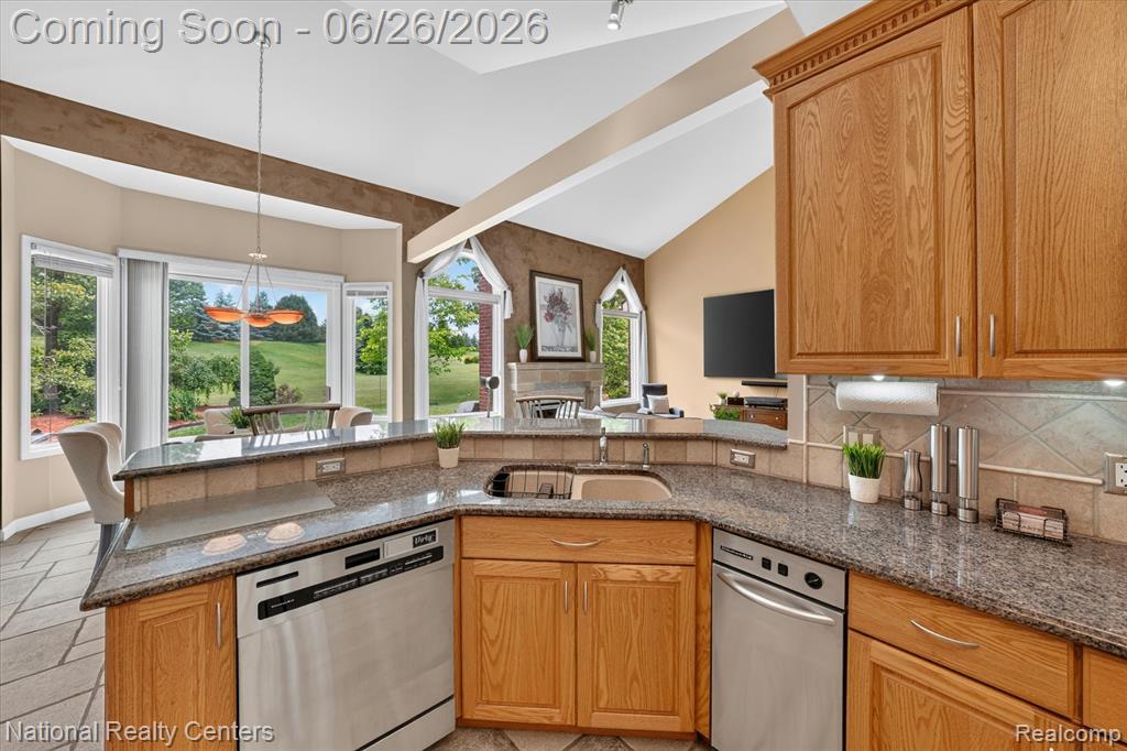12257 Chandler Drive, Plymouth, MI 48170 — Photo 15