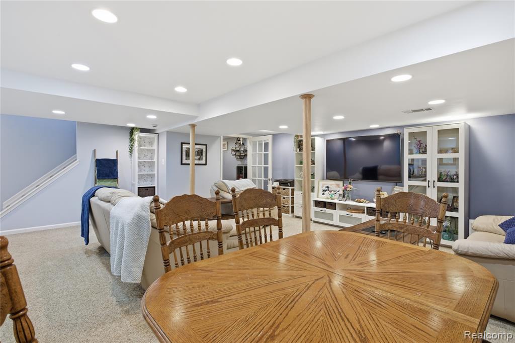 816 Oak Cluster Court, Howell, MI 48855 — Photo 40