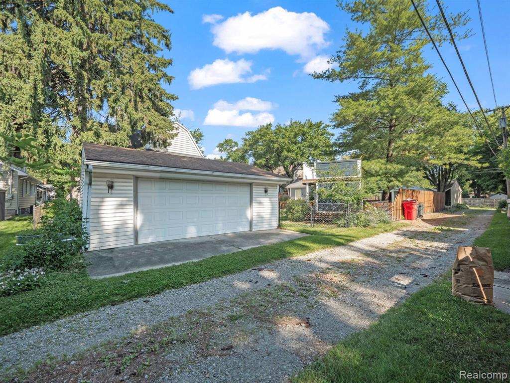 416 WESLEY Street, Rochester, MI 48307 — Photo 64