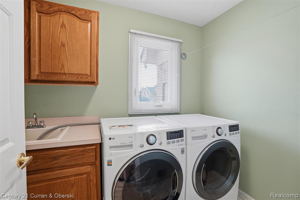 43612 Hoptree Drive, Sterling Heights, MI 48314 — Photo 19
