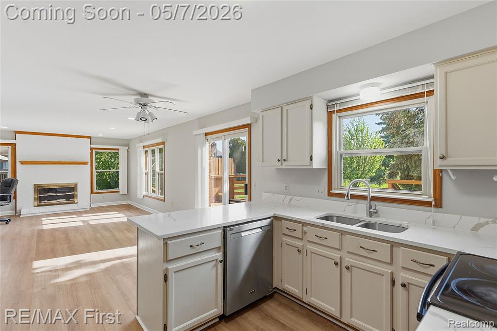1800 Hillman Drive, Troy, MI 48083 — Photo 13