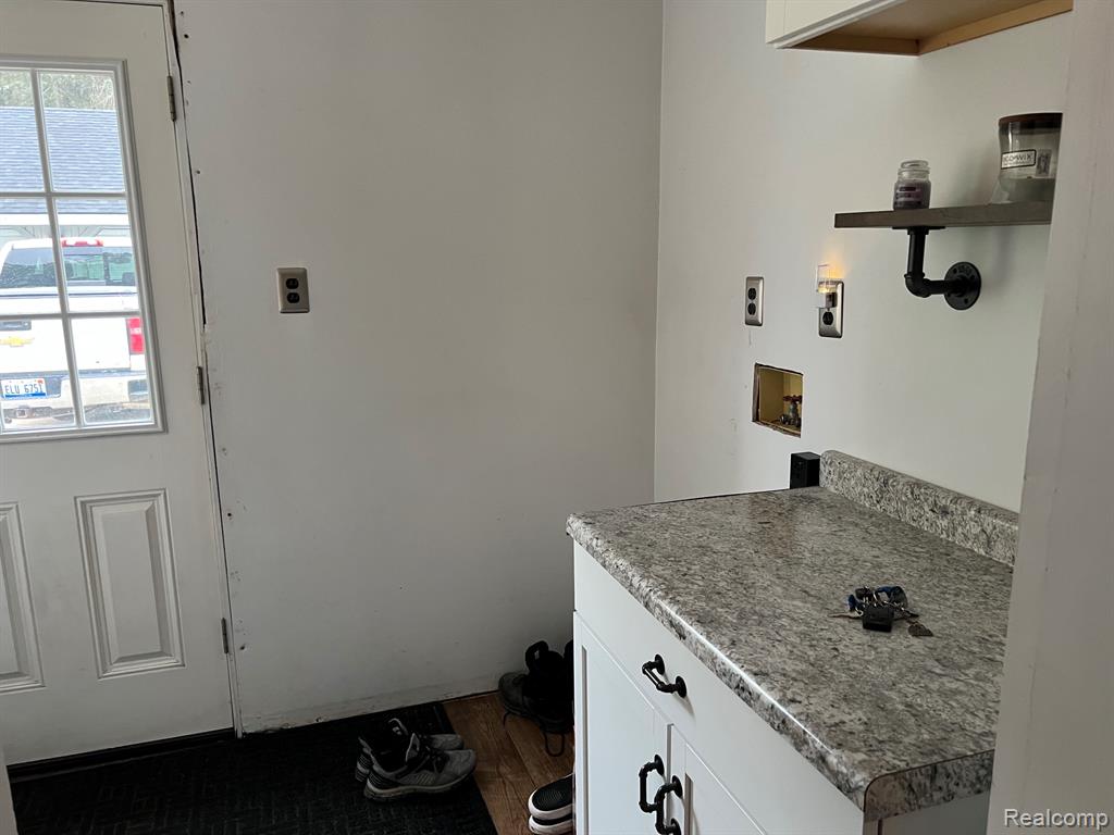 25 W Hunters Creek Road, Lapeer, MI 48446 — Photo 17