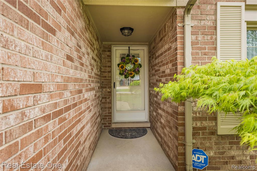 27586 David Givens Street, Warren, MI 48092 — Photo 2