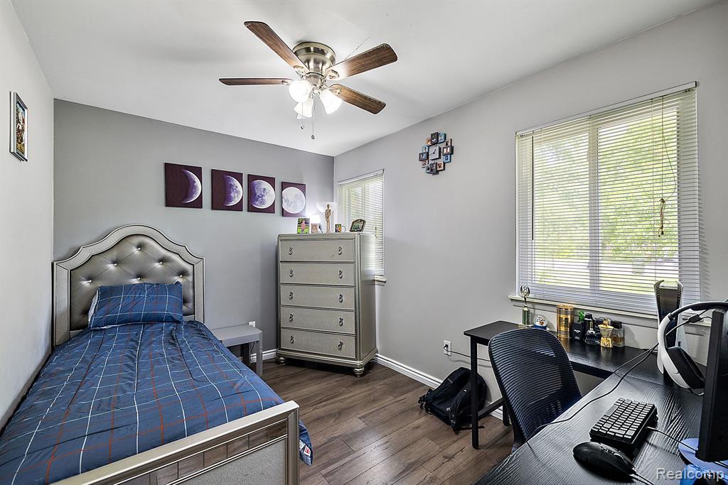 41951 UTICA Road, Sterling Heights, MI 48313 — Photo 27