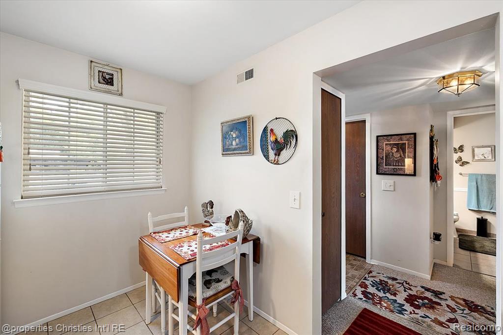 23416 Middlebelt Road, Farmington Hills, MI 48336 — Photo 10