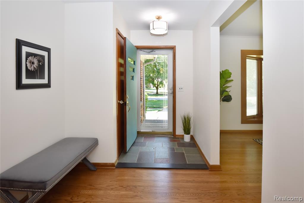 18146 Riverside Drive, Beverly Hills, MI 48025 — Photo 26