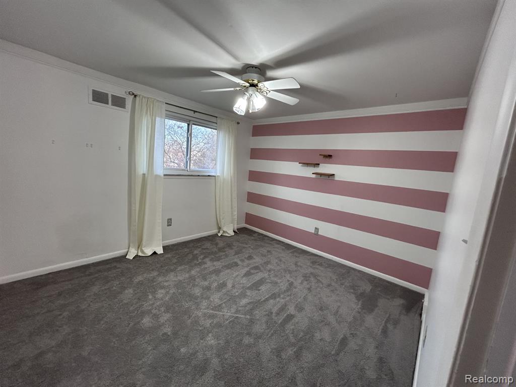 898 Portsmouth Drive, Troy, MI 48084 — Photo 21