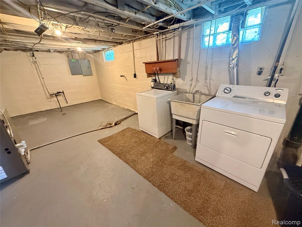 738 W Atherton Road, Flint, MI 48507 — Photo 20