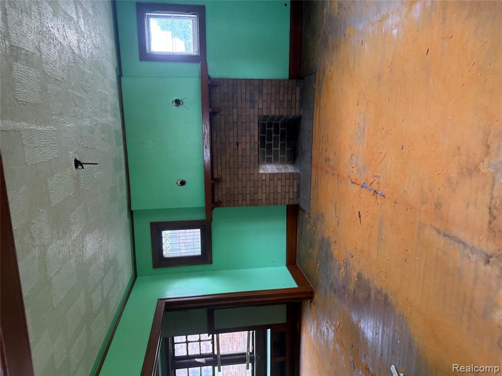 4420 Burns Street, Detroit, MI 48214 — Photo 10