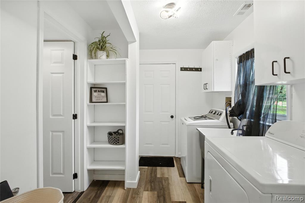 8411 Hugh Street, Westland, MI — Photo 42