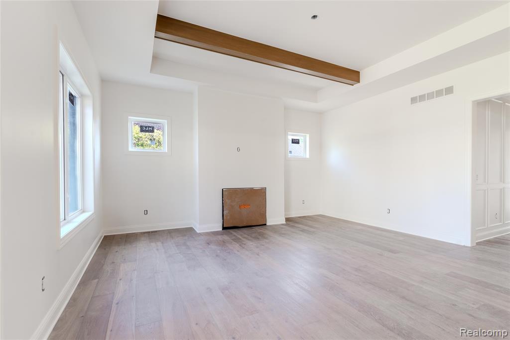 54237 Trieste Court, Shelby Twp, MI 48316 — Photo 15
