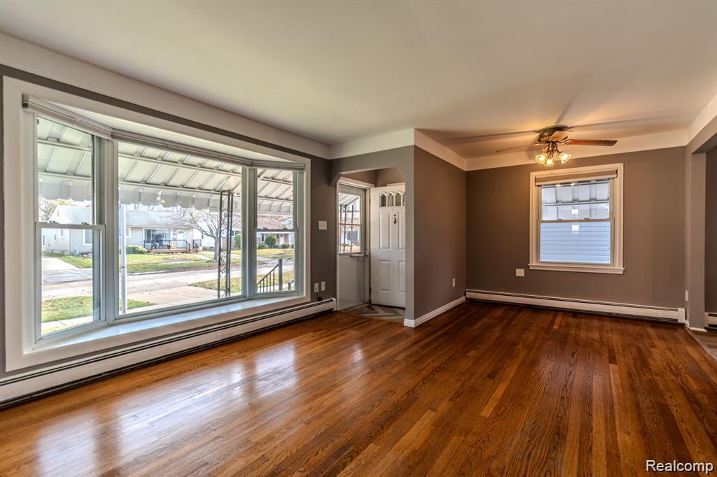 629 N VERMONT Avenue, Royal Oak, MI 48067 — Photo 2