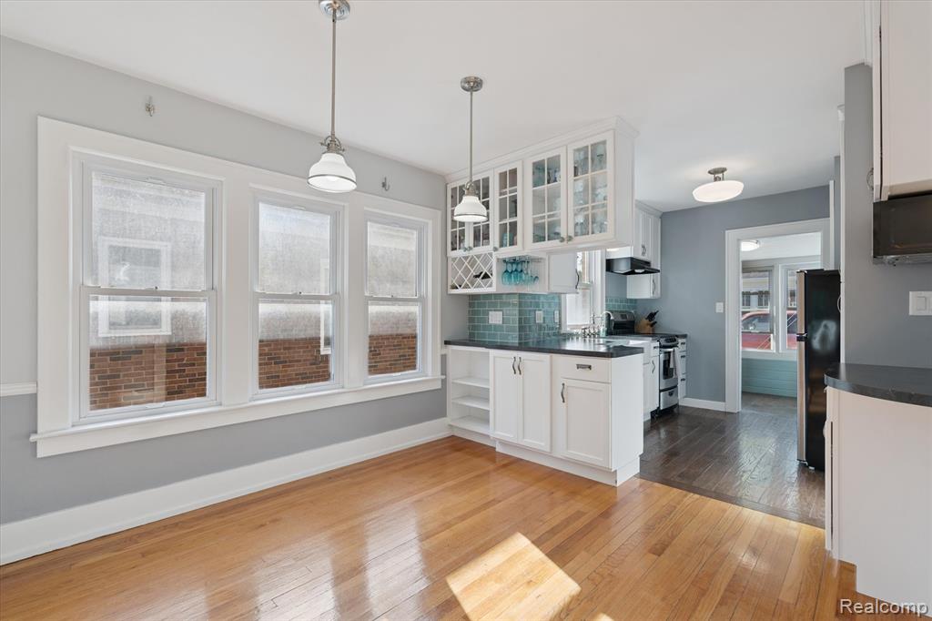 611 W Grand River Avenue, Howell, MI 48843 — Photo 11