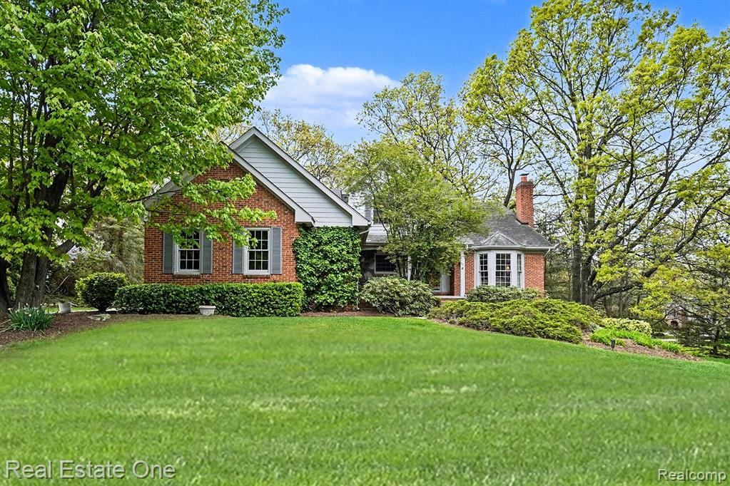 8189 High Point Trail, White Lake, MI — Photo 3