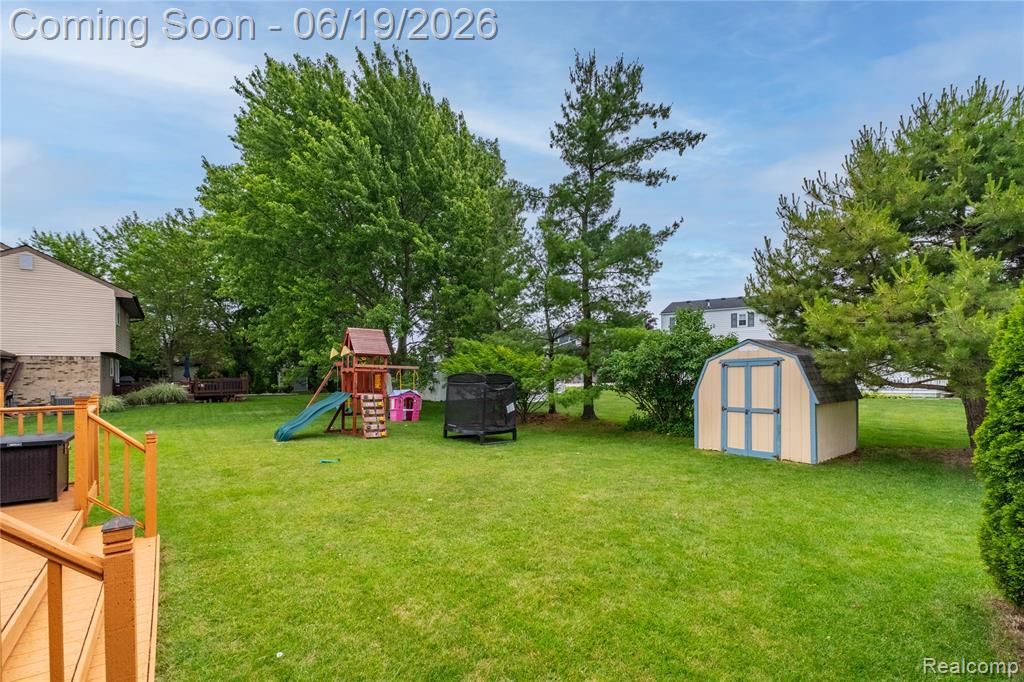 45209 Saltz Road, Canton, MI 48187 — Photo 36