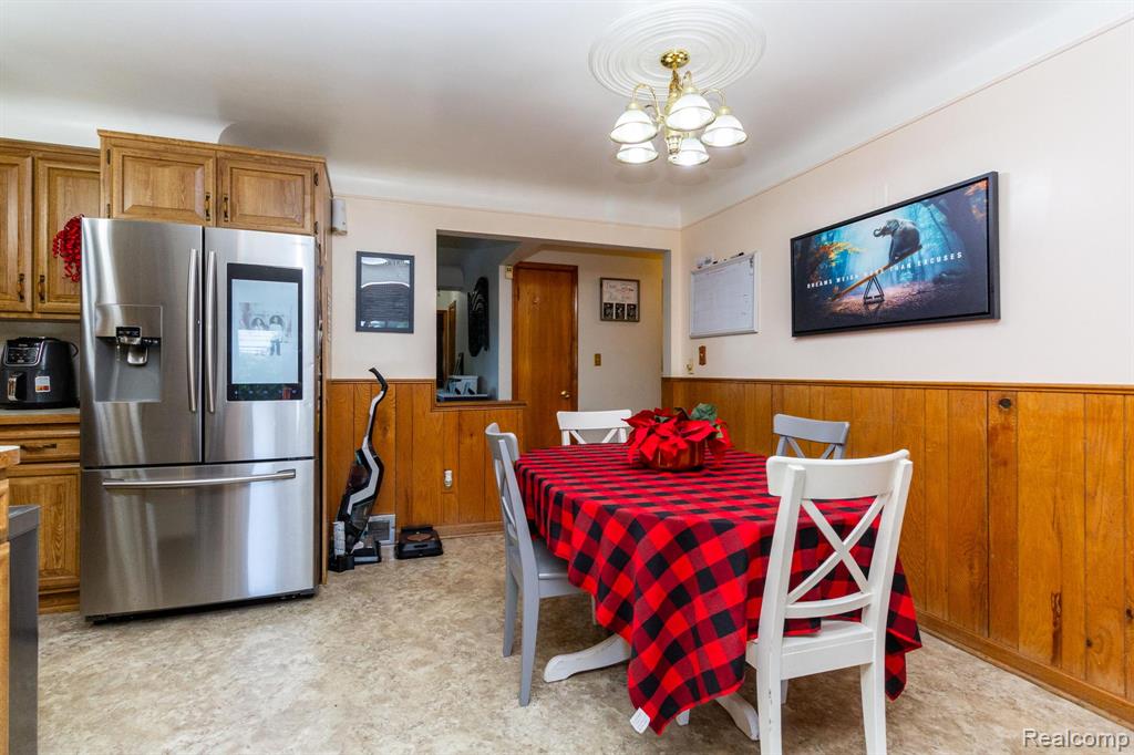 8345 E 14 Mile Road, Sterling Heights, MI 48312 — Photo 7