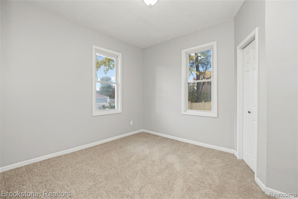 4888 Maxwell Street, Detroit, MI 48214 — Photo 25