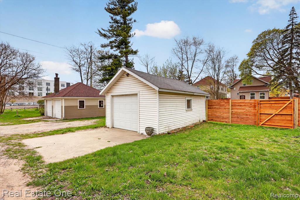 444 Diamond Avenue NE, Grand Rapids, MI 49503 — Photo 46