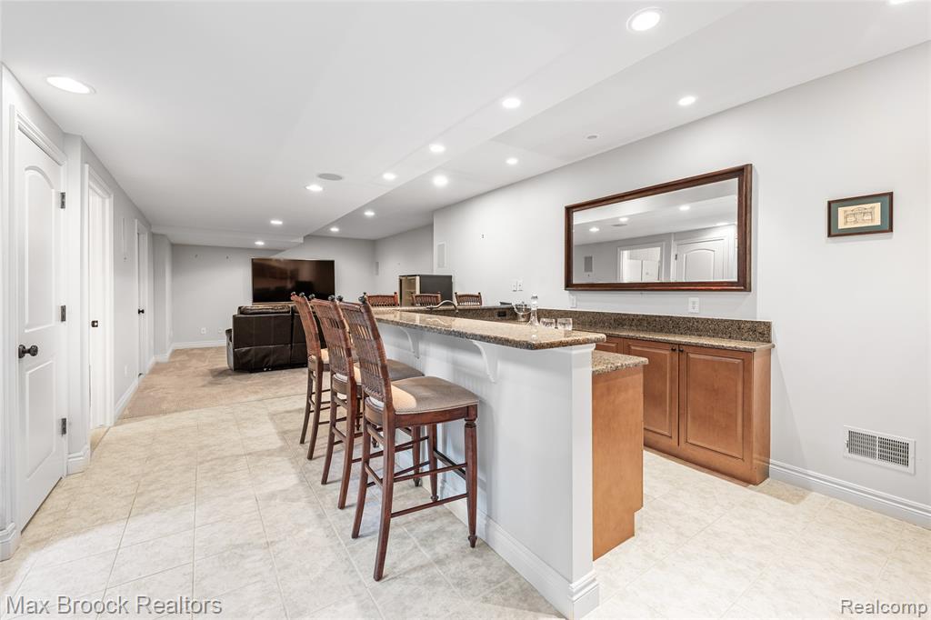 570 Pierce Street, Birmingham, MI 48009 — Photo 24