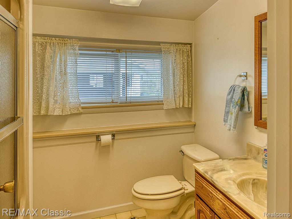 78 MARGARET Street, Whitmore Lake, MI 48189 — Photo 12