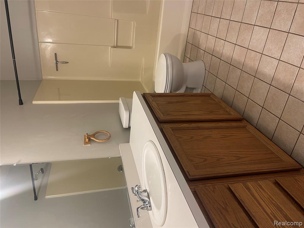 401 Buffalo, Trenton, MI 48183 — Photo 12