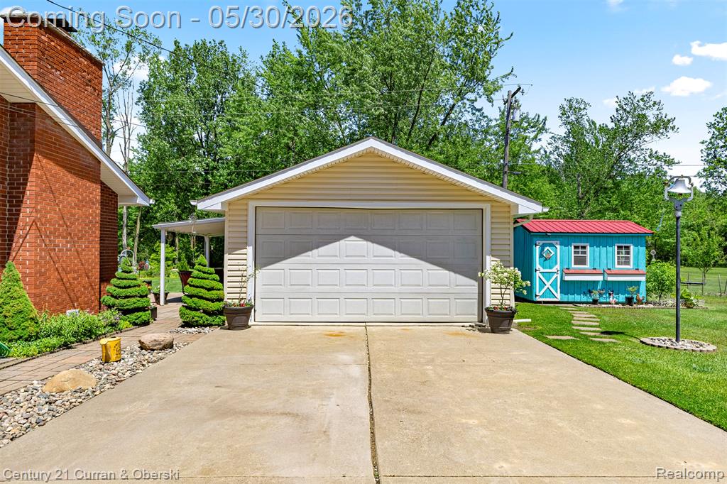 38894 S Huron Road, New Boston, MI 48164 — Photo 39