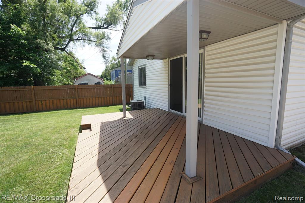 2175 BRADLEY Avenue, Ypsilanti, MI 48198 — Photo 17