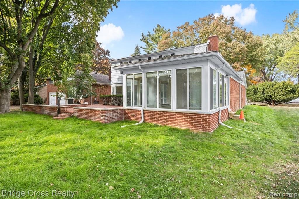 17537 Roseland Boulevard, Lathrup Village, MI 48076 — Photo 36