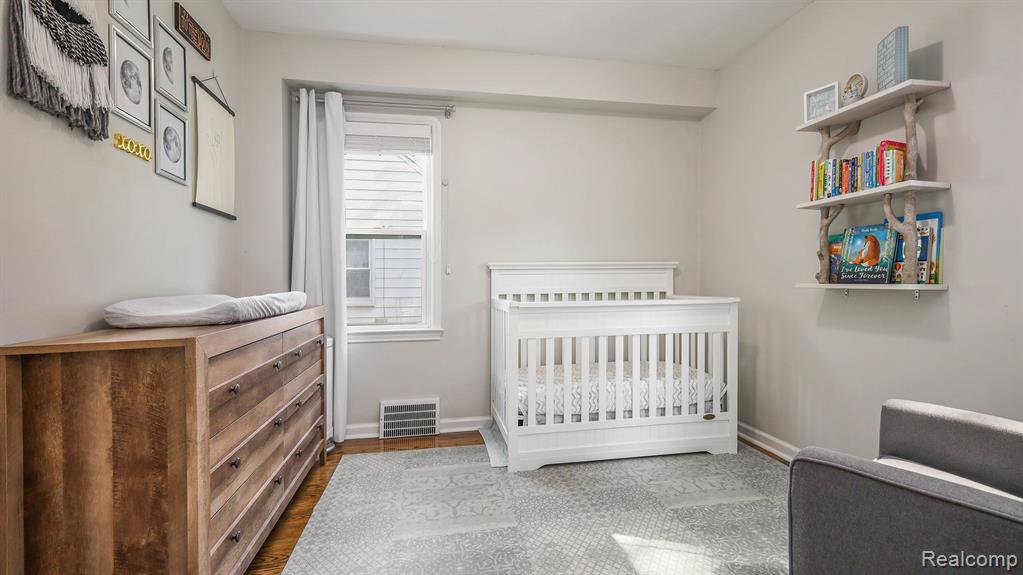 810 N GAINSBOROUGH Avenue, Royal Oak, MI 48067 — Photo 19