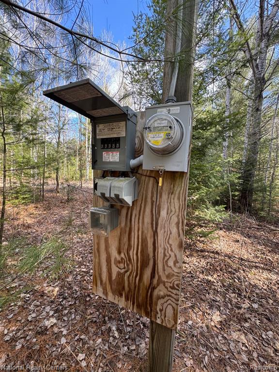 4233 Hardacre Trail, Houghton Lake, MI 48629 — Photo 34