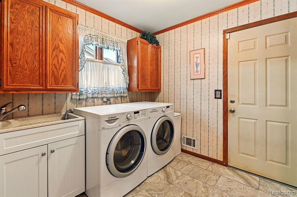 47296 SANBORN Drive, Macomb, MI 48044 — Photo 22