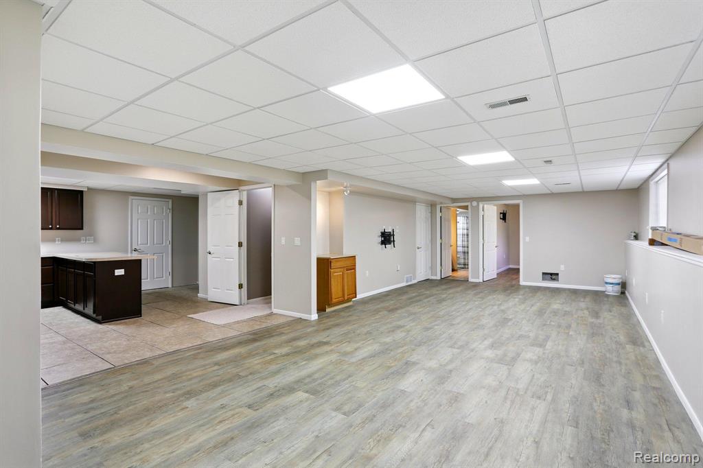 6470 Stonehearth Pass, Grand Blanc, MI 48439 — Photo 22