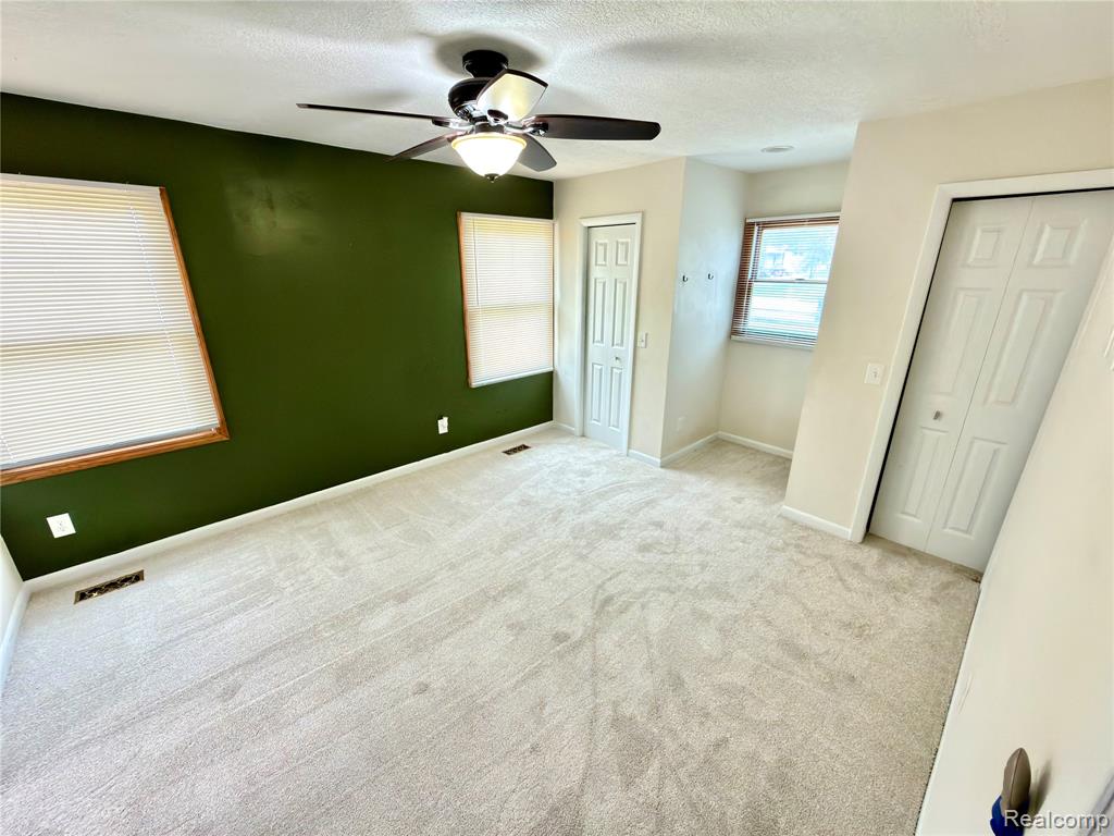 5934 Montebello Avenue, Haslett, MI 48840 — Photo 12