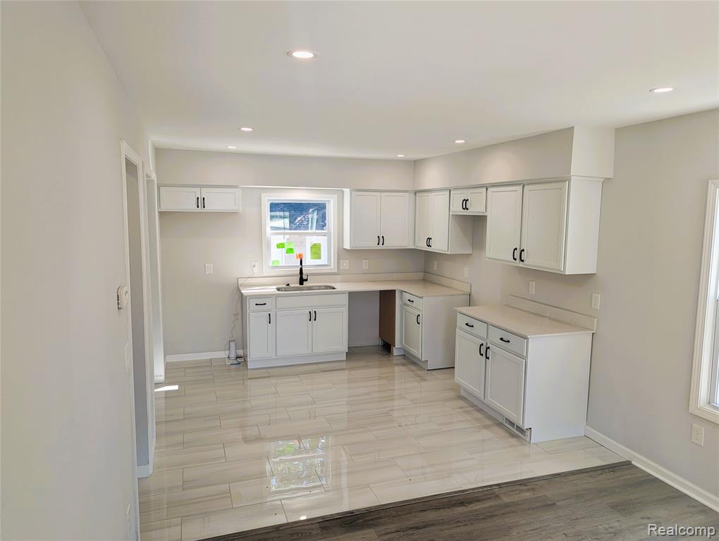 8244 Hupp Avenue, Warren, MI 48089 — Photo 5