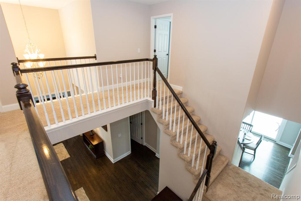 414 Roundview Drive, Rochester, MI 48307 — Photo 20