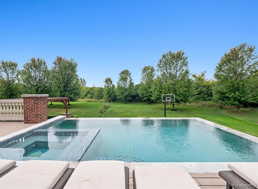 21165 Bridle Run, Northville, MI 48167 — Photo 68