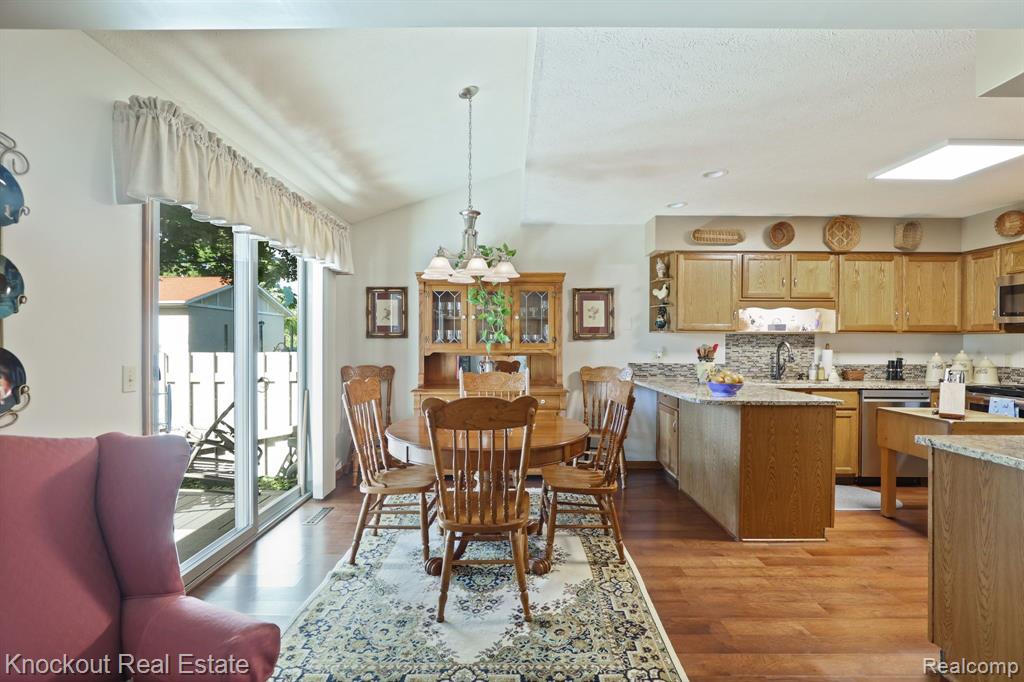 57 PINE GROVE Drive, Frankenmuth, MI 48734 — Photo 13