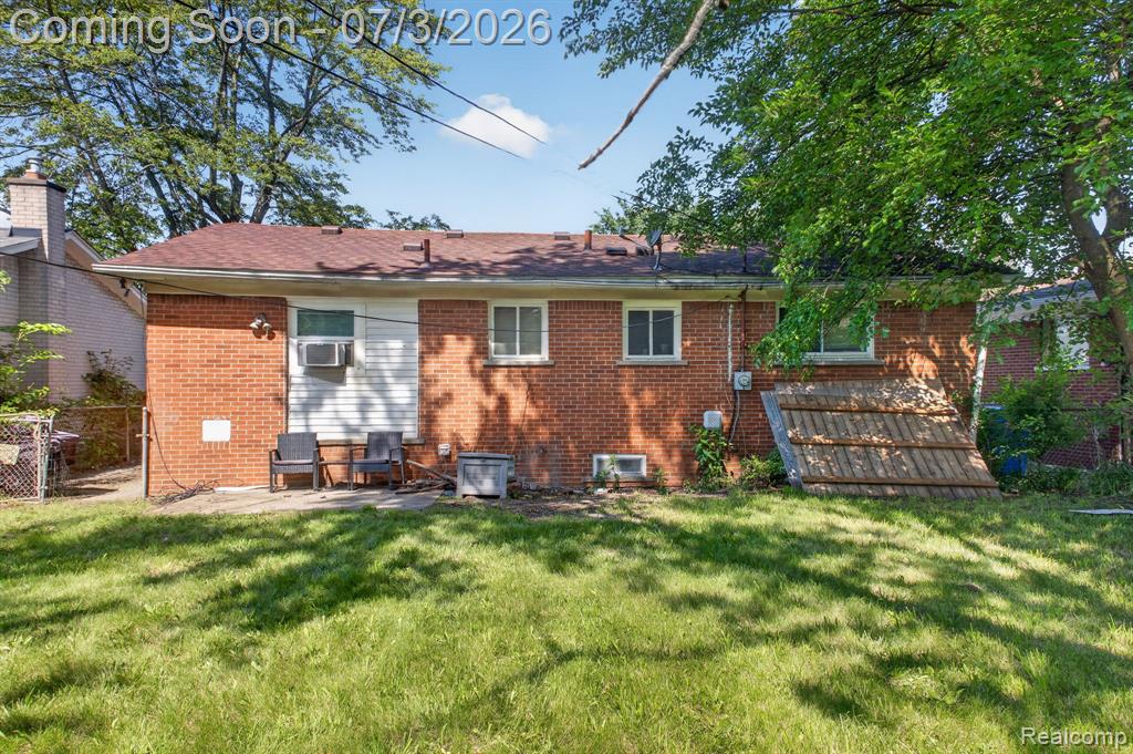 21326 Ithaca Avenue, Ferndale, MI 48220 — Photo 26