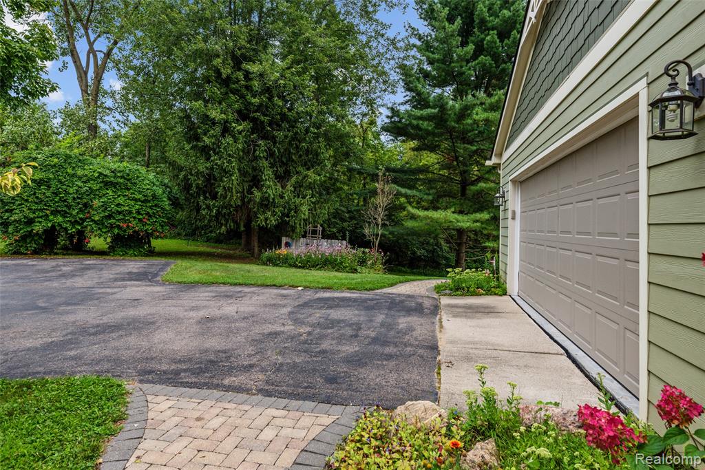 6218 Curtis Road, Plymouth, MI 48170 — Photo 28