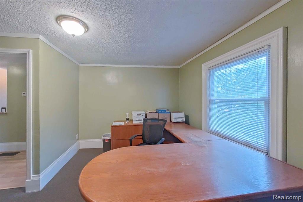 515 E GRAND RIVER Avenue, Howell, MI 48843 — Photo 43