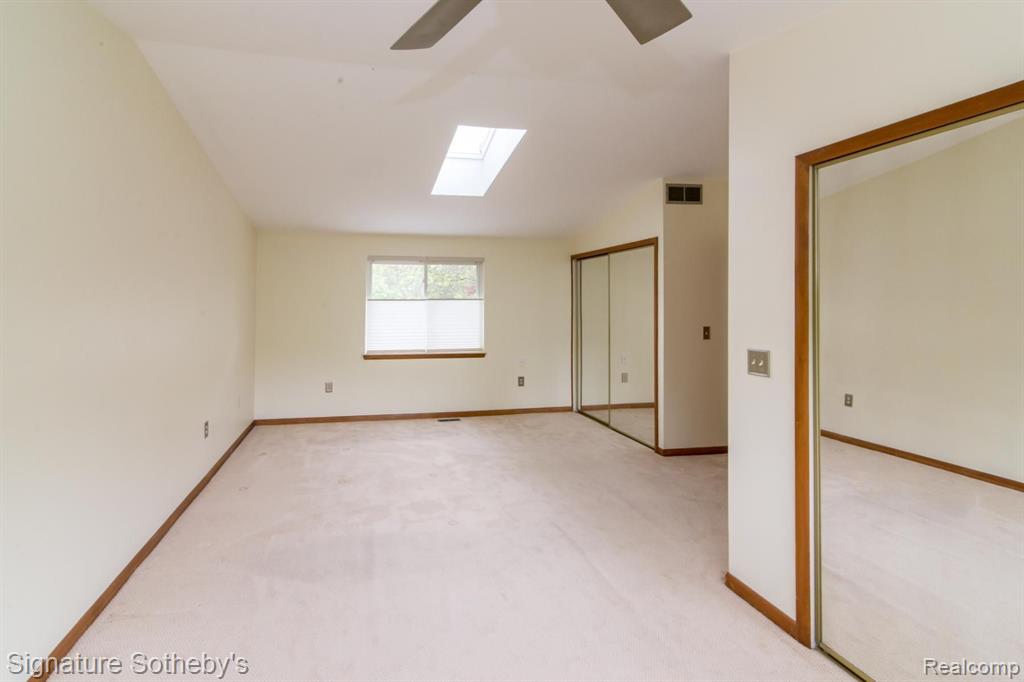 6279 WALKER Court, Troy, MI 48085 — Photo 39