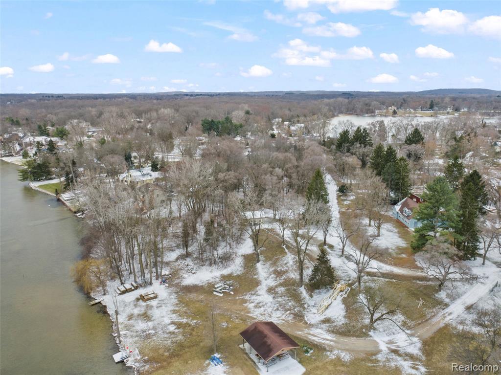 3778 Ponchartrain Drive, Pinckney, MI 48169 — Photo 38