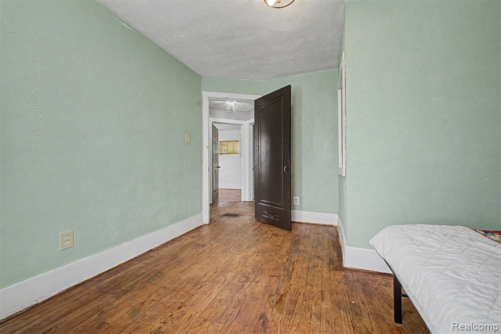 6539 Greenview Avenue, Detroit, MI 48228 — Photo 18
