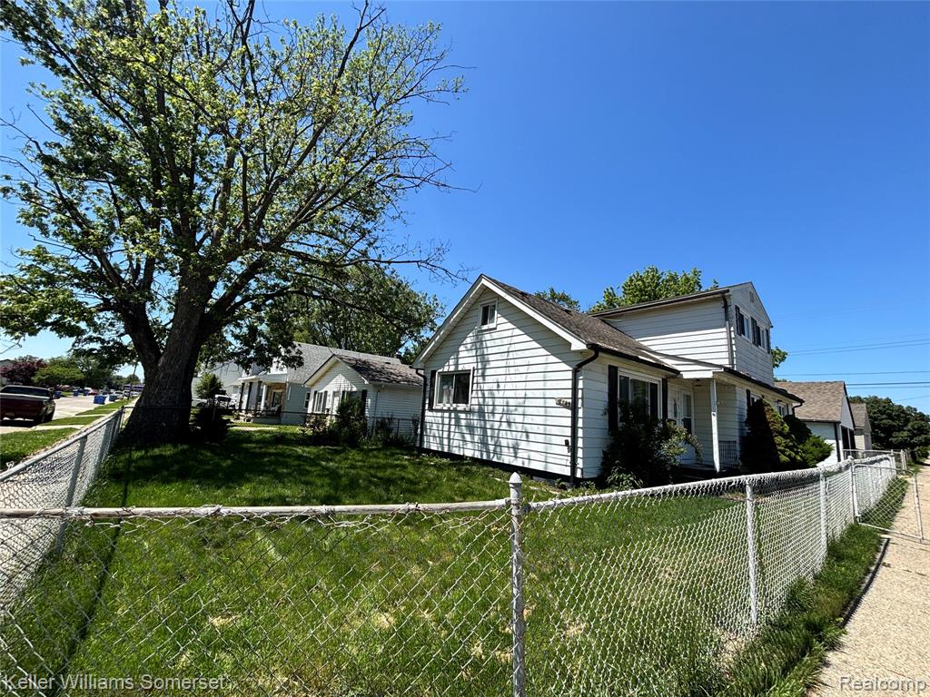 8145 Lozier Avenue, Warren, MI 48089 — Photo 12