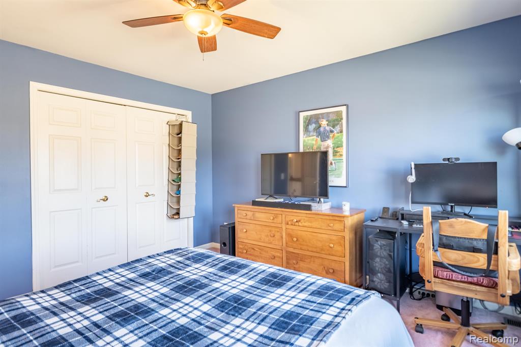 49035 QUAIL RUN Drive S, Plymouth, MI 48170 — Photo 45