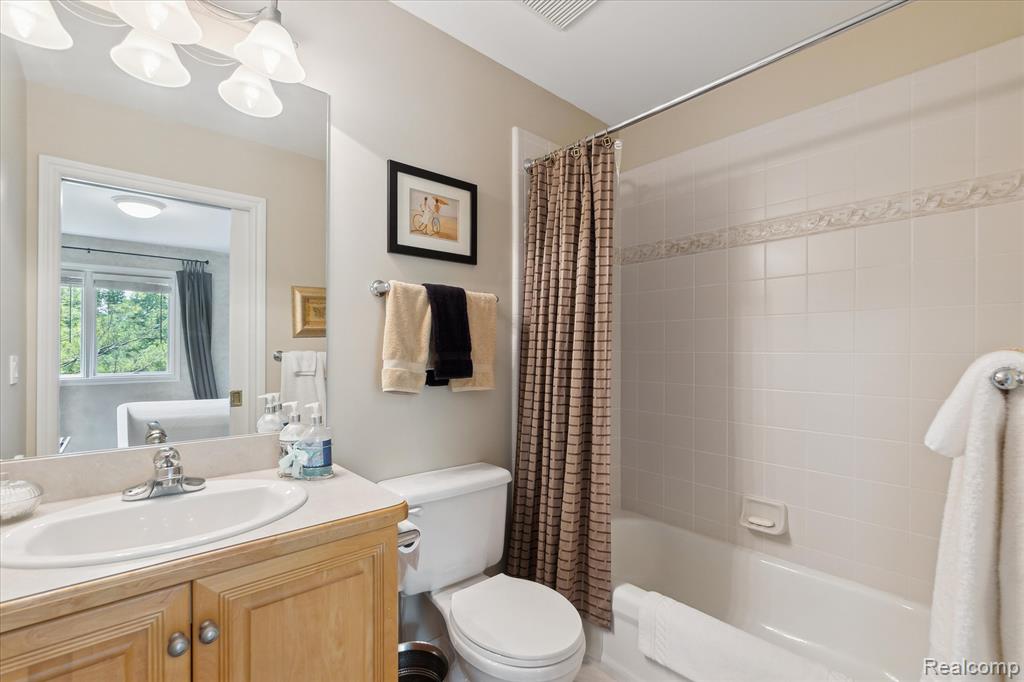 4294 Dominion Boulevard, Brighton, MI 48114 — Photo 35